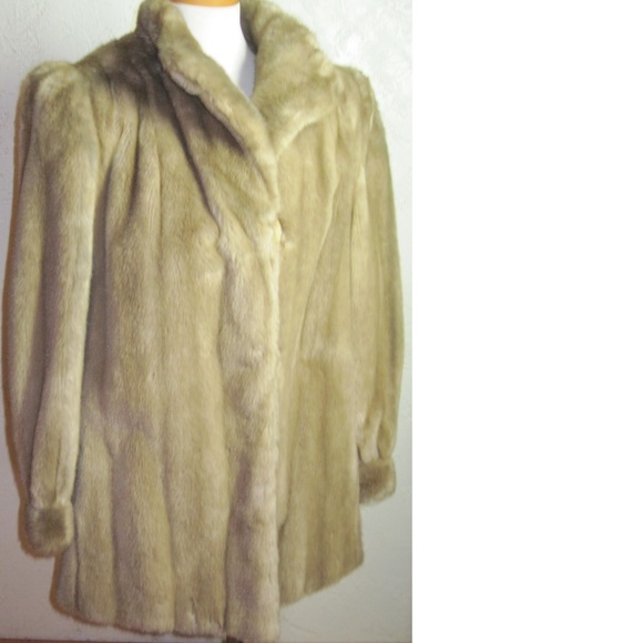 Dubrowsky  Perlbinder Like New Faux Fur Coat Size - Picture 6 of 8